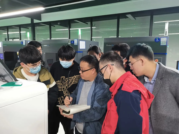 增材制造项目中国国家集训队赴联泰科技拉练集训