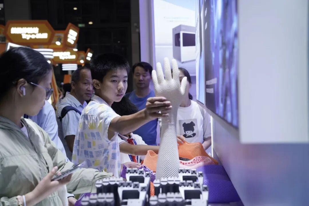 联泰科技弹性体3D打印样件